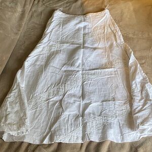 Tweeds White A-Line Skirt with Lace Insets